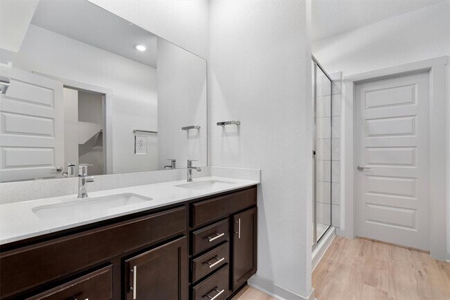 Building Photo - 8206 Linda Michelle Ln