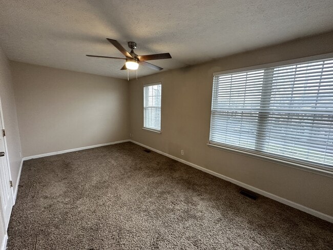 Building Photo - 2962 Baby Ruth Ln