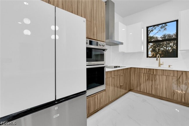 Building Photo - 1601 Clark Ave