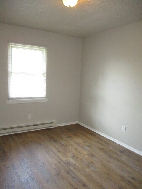 Building Photo - 3600 Cannan Forest Dr