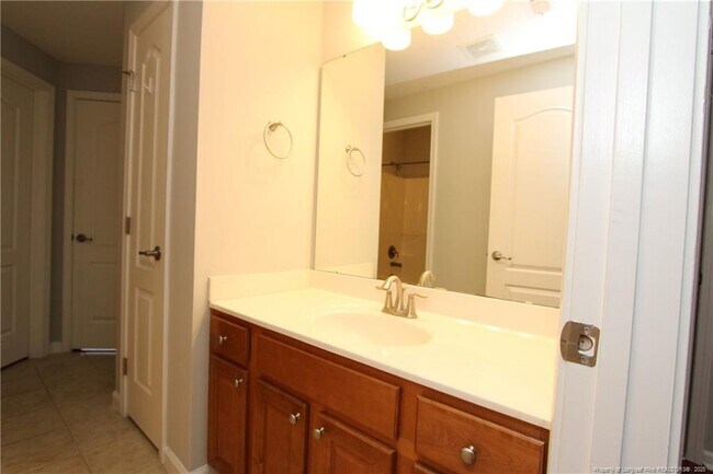 Building Photo - 8367 Primanti Blvd