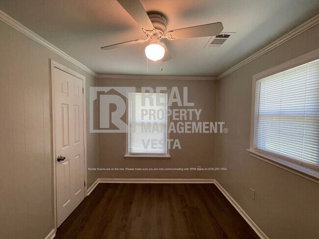 Building Photo - 5624 Swymer Dr