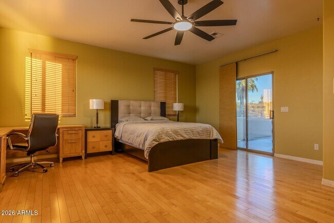 Building Photo - 18425 N 14th St