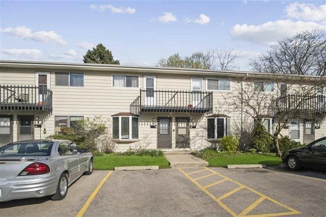 Building Photo - 46 Lakewood Garden Ln