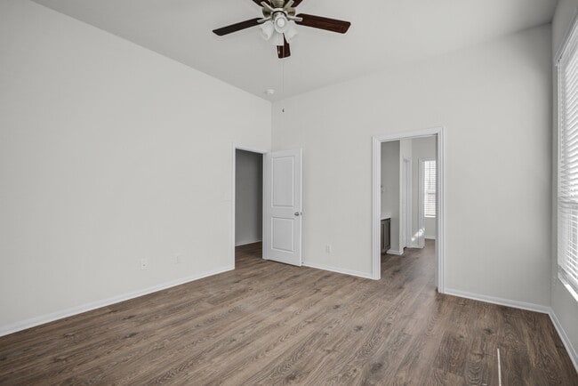 Building Photo - 416 Magnolia St