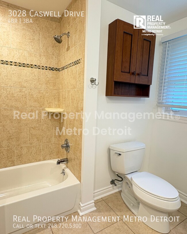 Building Photo - 3028 Caswell Dr