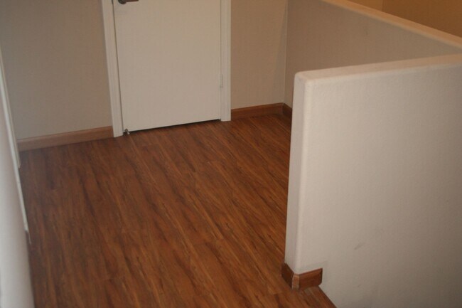 Building Photo - 7115 Quarterhorse Ln