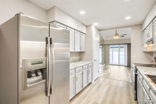 Building Photo - 11962 E Maple Ave