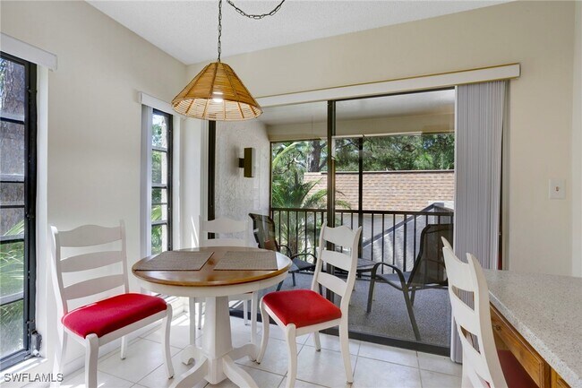 Building Photo - 15400 Cedarwood Ln
