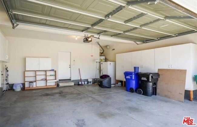 Building Photo - 1241 Ivy Terrace