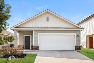 Building Photo - 5039 Firefly Hls