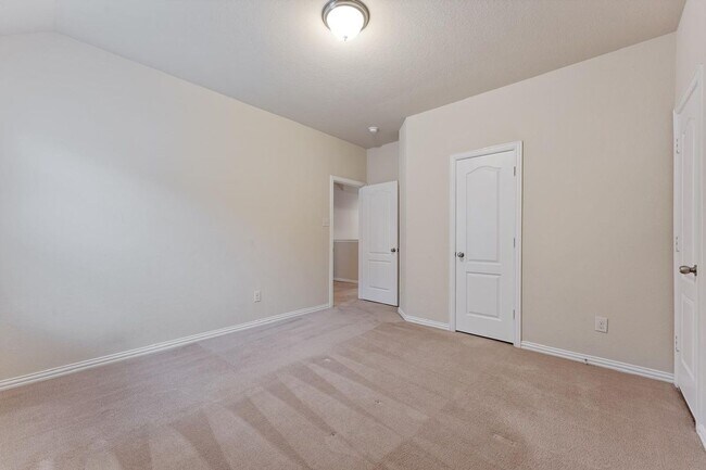 Building Photo - 26116 Chivalry Ct