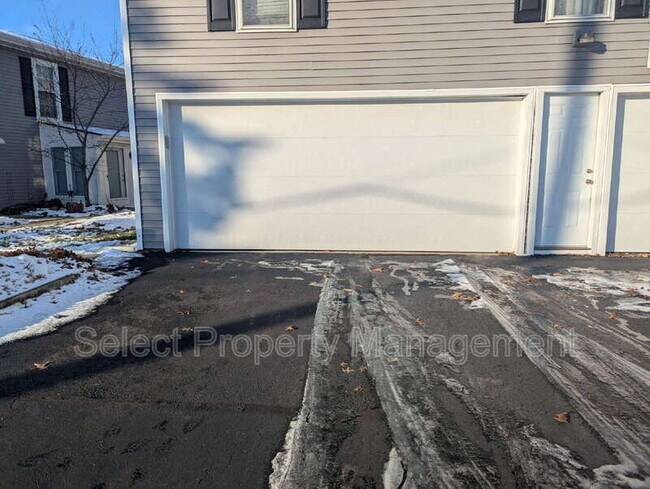 Building Photo - 5138 Woodmark Dr