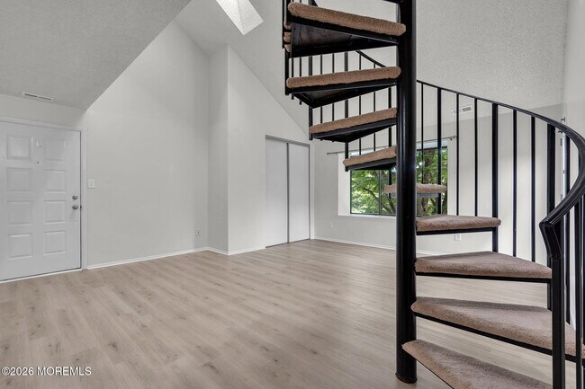 Building Photo - 4403 Aberdeen Dr