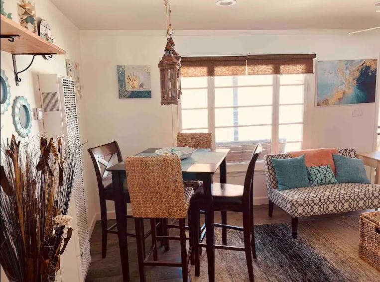 Dining Space - 280 Sunset Dr