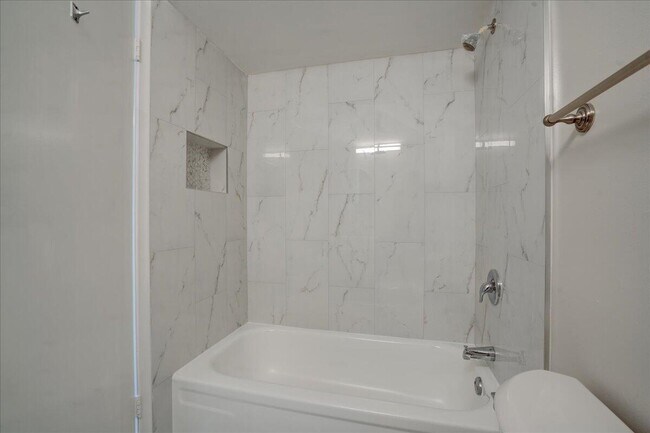 Building Photo - 2901 Fiore Way