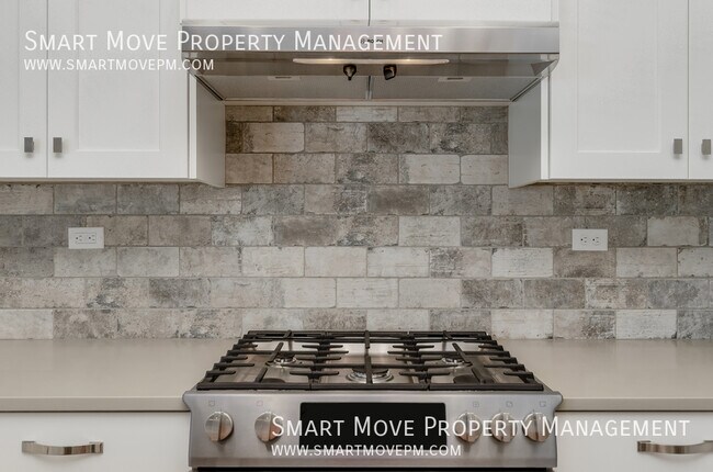 Building Photo - 3246 E Front Runner Ln