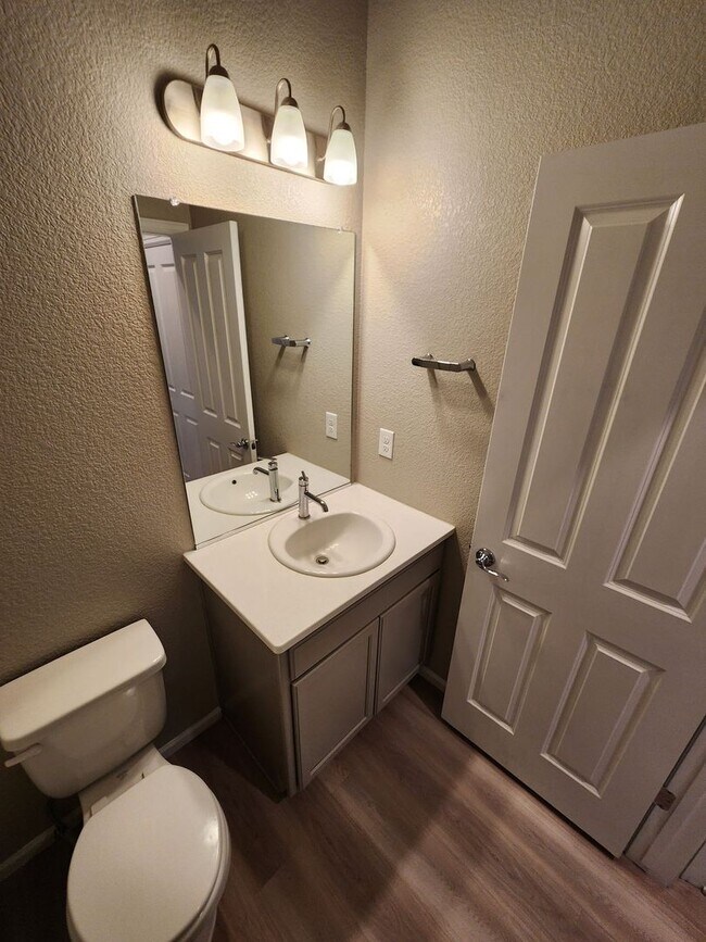 Building Photo - Beautiful Home in Meridian Ranch