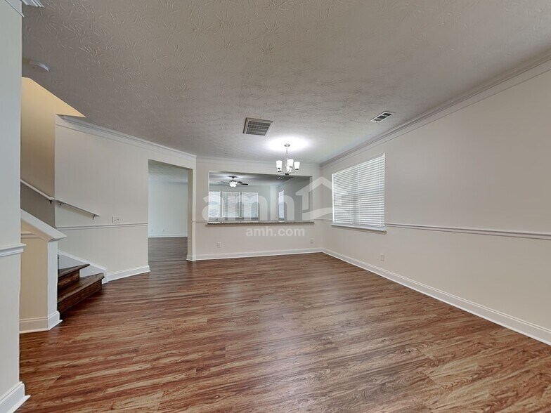 Building Photo - 76 Parkmont Ct