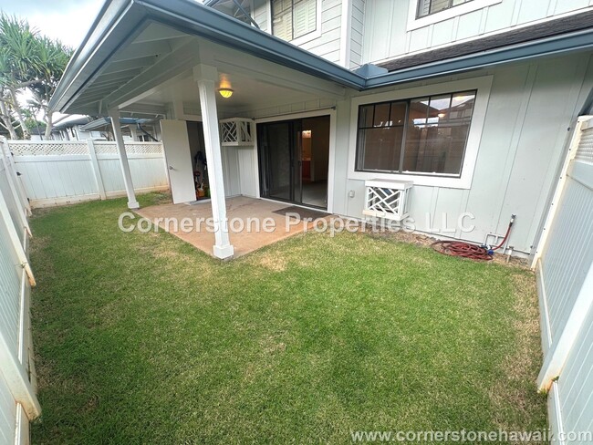 Building Photo - 95-923-923 Ukuwai St