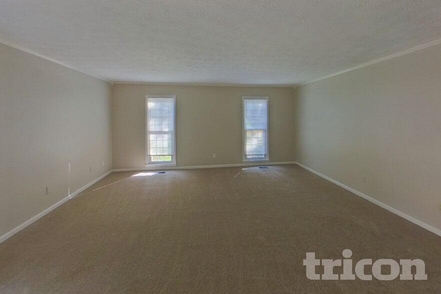 Building Photo - 2796 Mountbery Dr