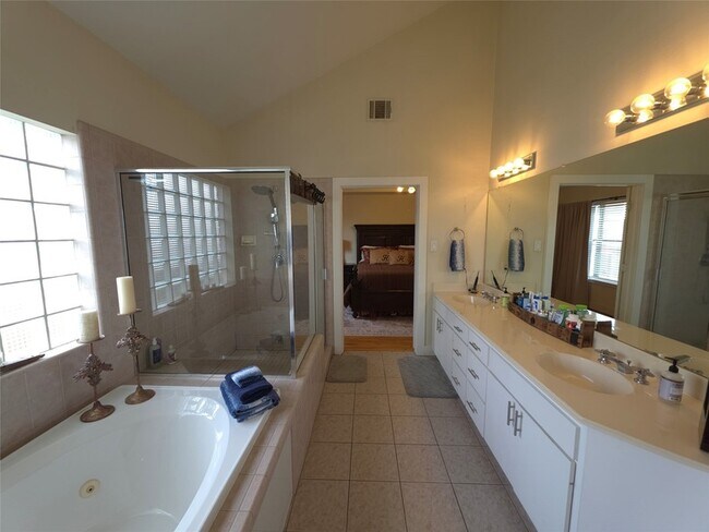 Building Photo - 3574 Link Valley Dr.