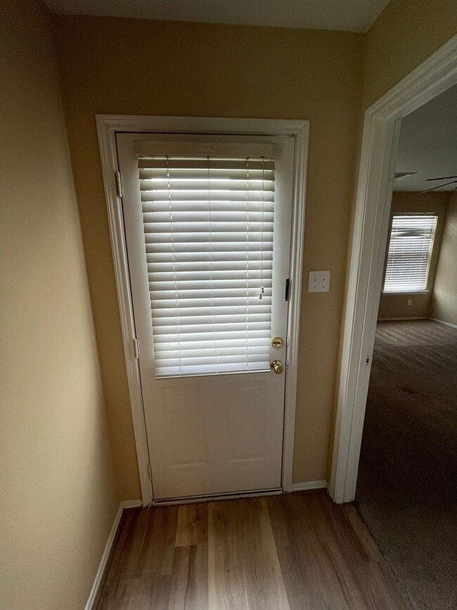 Building Photo - 8714 Sunset Pond Dr