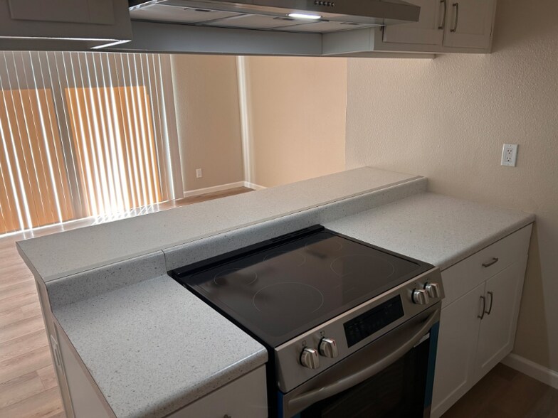 Primary Photo - 6618 Nielsen Way