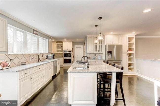 Building Photo - 5147 Cannon Bluff Dr