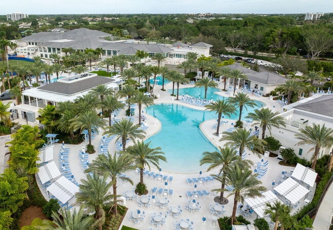 Building Photo - 6895 Willow Wood Dr