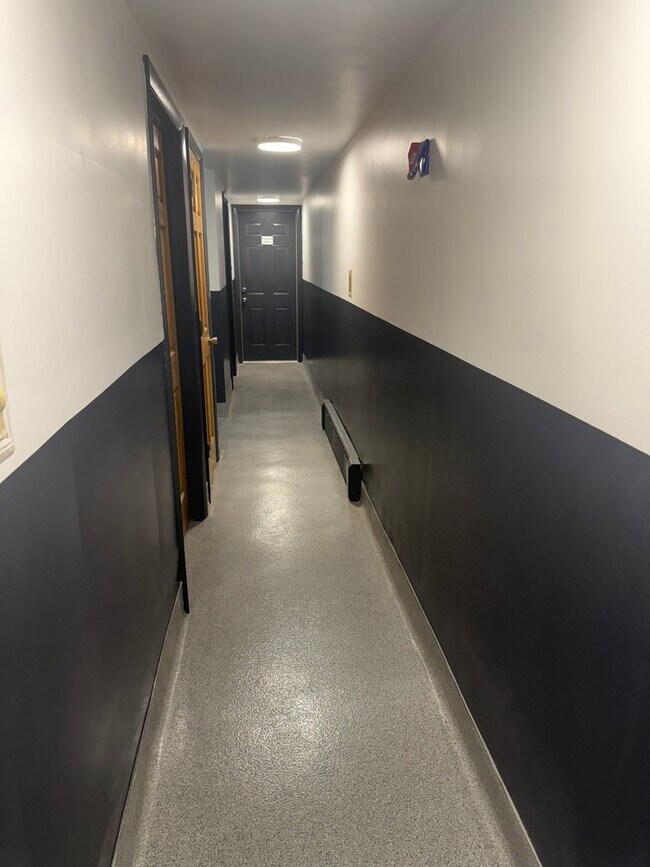 Building Photo - 1540 S 59th Ct