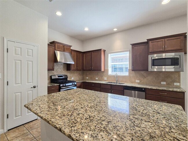 Building Photo - 13108 Hymeadow Cir