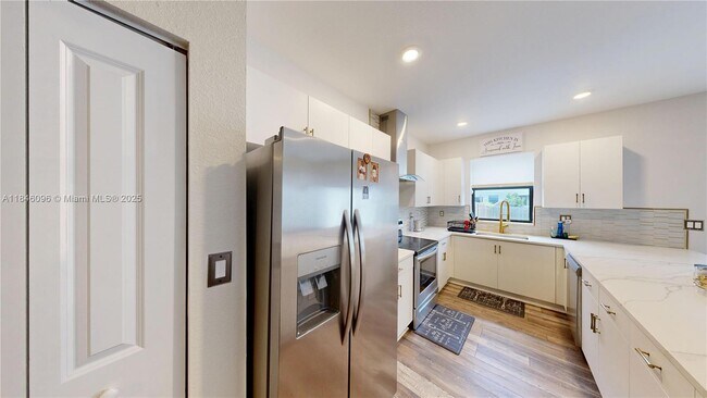 Building Photo - 25448 SW 108th Ave