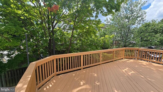 Building Photo - 8021 Kidwell Town Ct