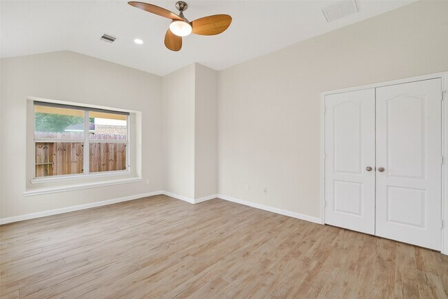 Building Photo - 1814 Midnight Ln