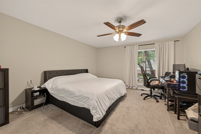 Building Photo - 14555 Wunderlich Dr