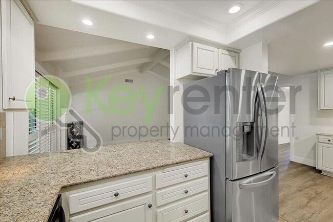 Building Photo - 304 Diamond Oaks Rd