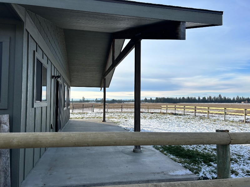 Building Photo - 240 Cayuse Ln