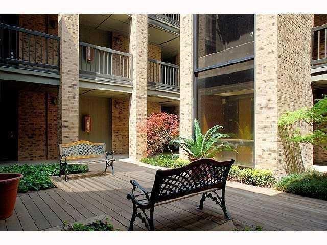 Building Photo - 8888 Tallwood Dr