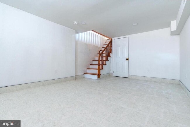 Building Photo - 3033 Coral St