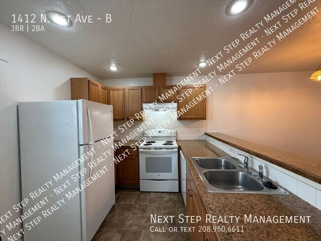 Building Photo - 1412 N 1st Ave