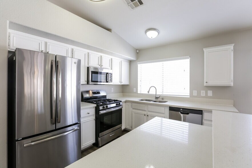 Building Photo - 3840 Quail Creek Dr