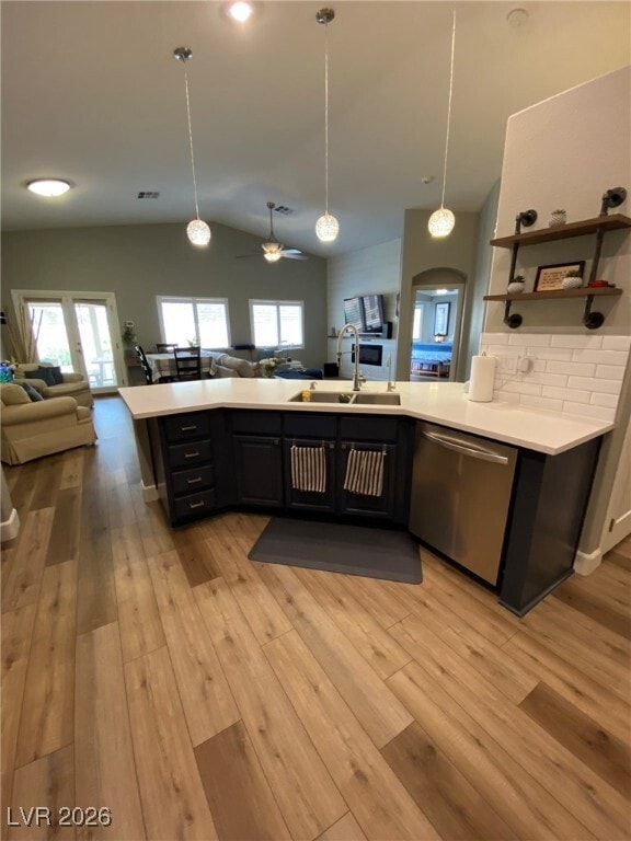 Building Photo - 6528 N Ruddock Dr