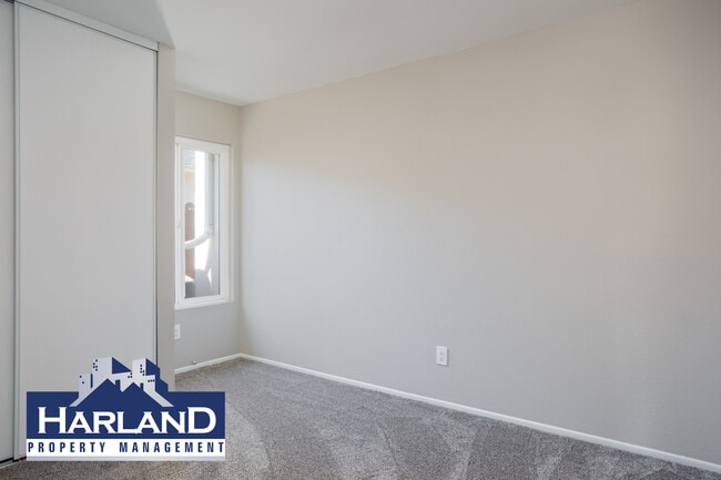 Building Photo - 8547 Aquarius Dr