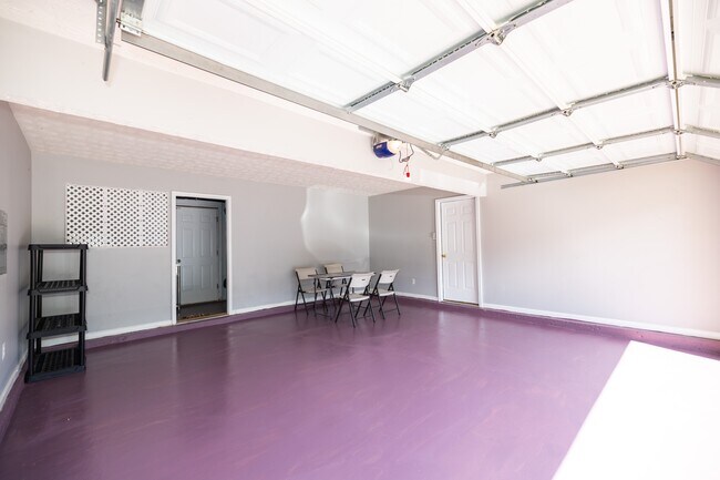 Building Photo - 599 Rivulett Ct