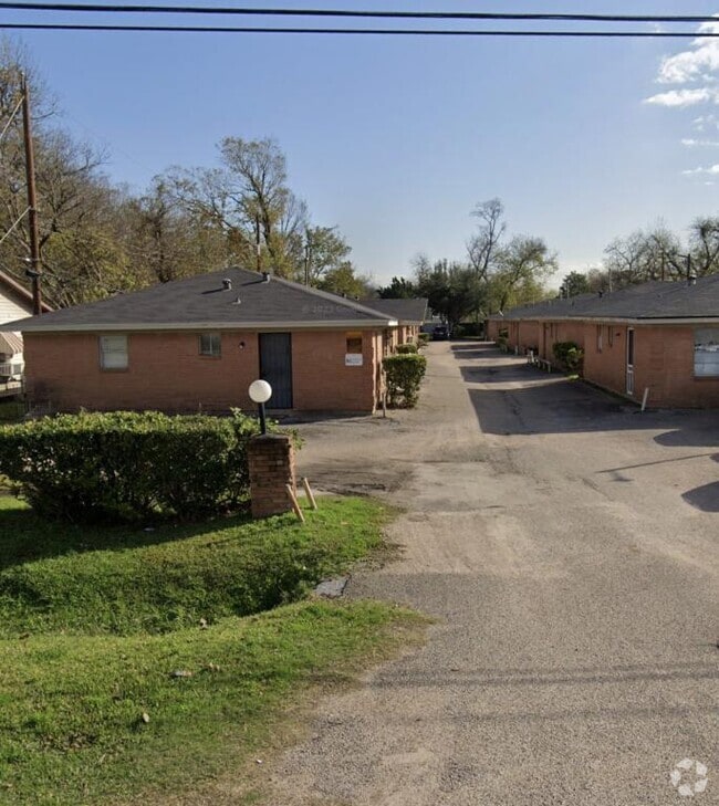 Building Photo - 5519 Morwood St
