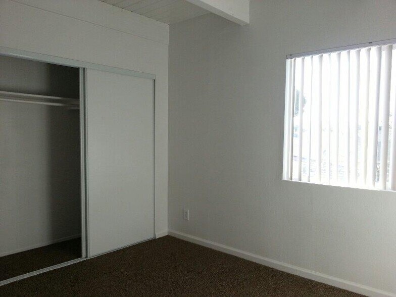 Primary Photo - 1415 E Cruces St