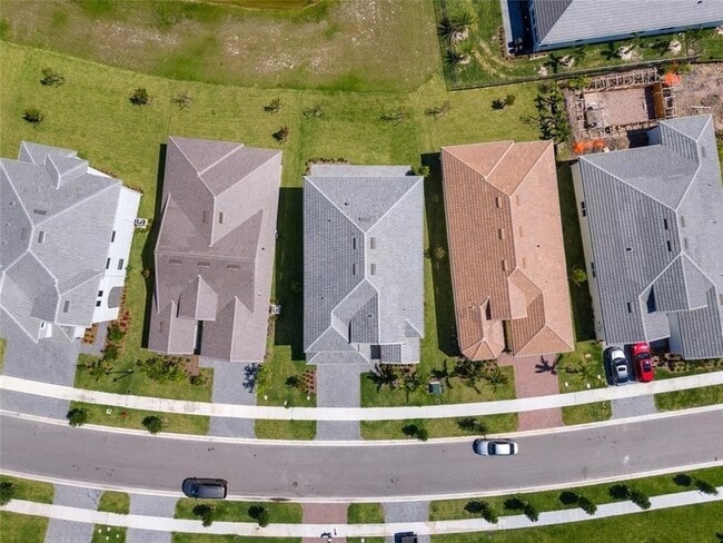 Building Photo - 15000 RedCove Pl