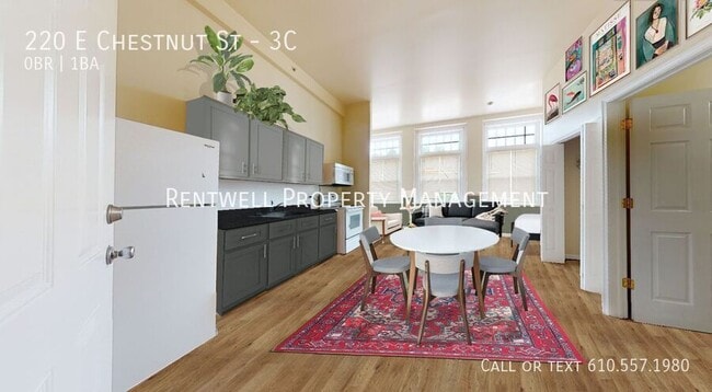 Building Photo - 220 E Chestnut St