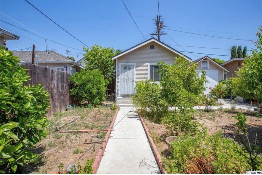 Primary Photo - 359 W Garfield Ave